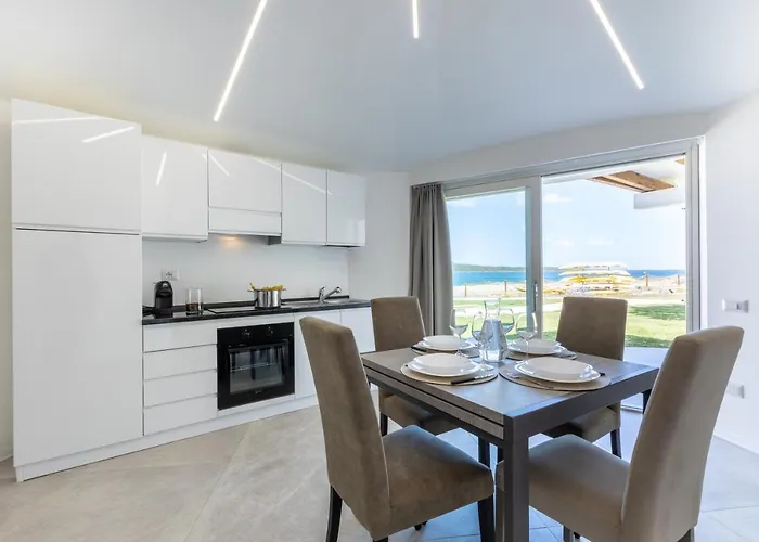 Baia Del Sole 酒店 4*