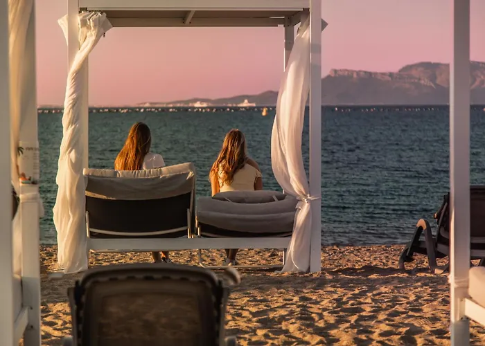 酒店 Baia Del Sole 4*