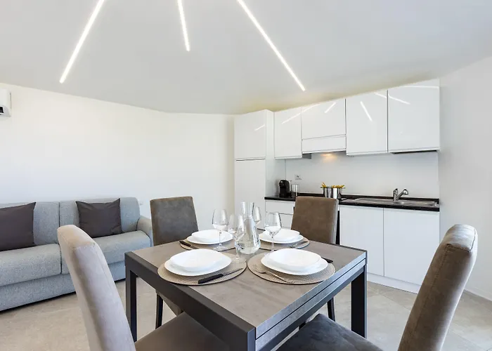 Baia Del Sole 酒店 奧爾比亞